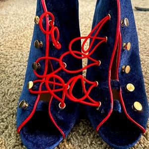 Size 8 Velvet Blue & Red Booties